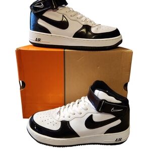 Nike Vintage 2001 Air Force 1 Stormteooper High Top Sneakers OG Box